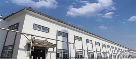 富平春酒業公司釀酒車間一角