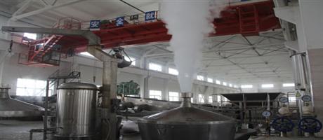 富平春酒業公司自動化釀酒車間一角